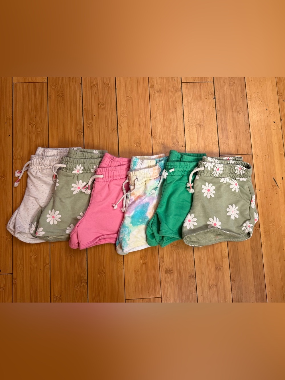 Cat & Jack Girls 2 Daisy and Solid Shorts - Green, Pink, Tie-Dye, Cream- 6 Pairs